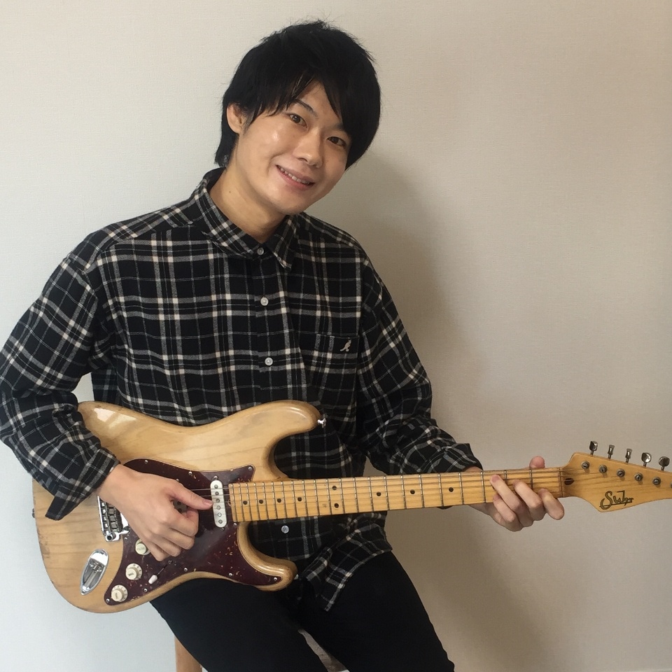 土曜日ギター科講師野村　恭平(のむら　きょうへい)