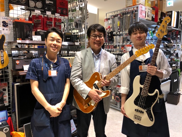 待望の入荷　MOON GUITARS　レゲエマスター