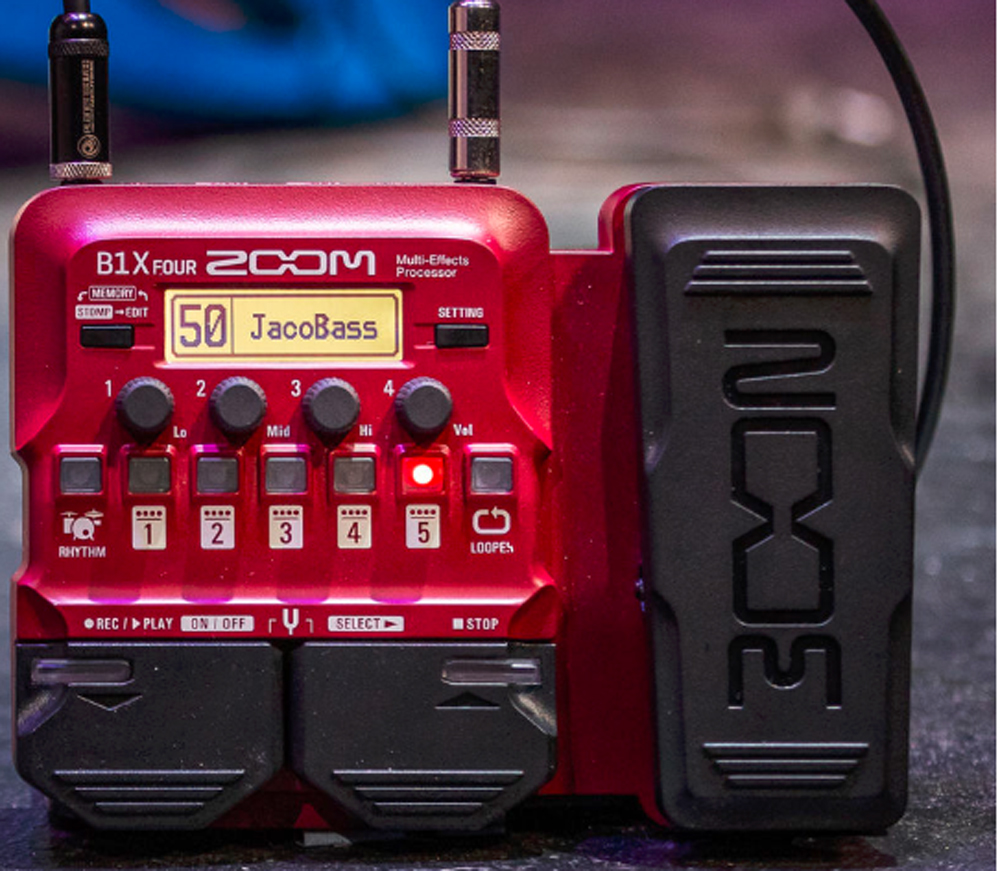 【入荷情報】ZOOM – B1X FOUR Bass Multi-Effects Processo