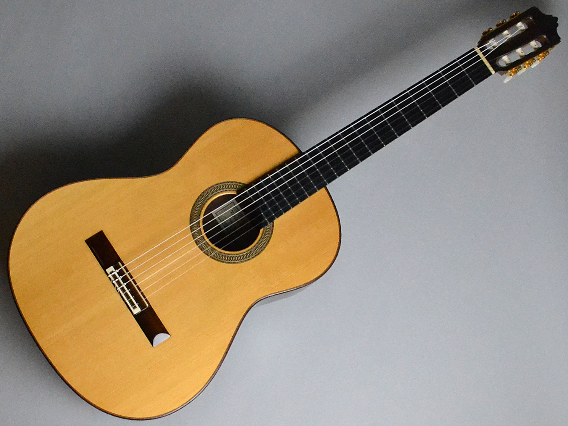 【入荷情報】黒澤哲郎 – CONCIERTO Spruce / 650mm