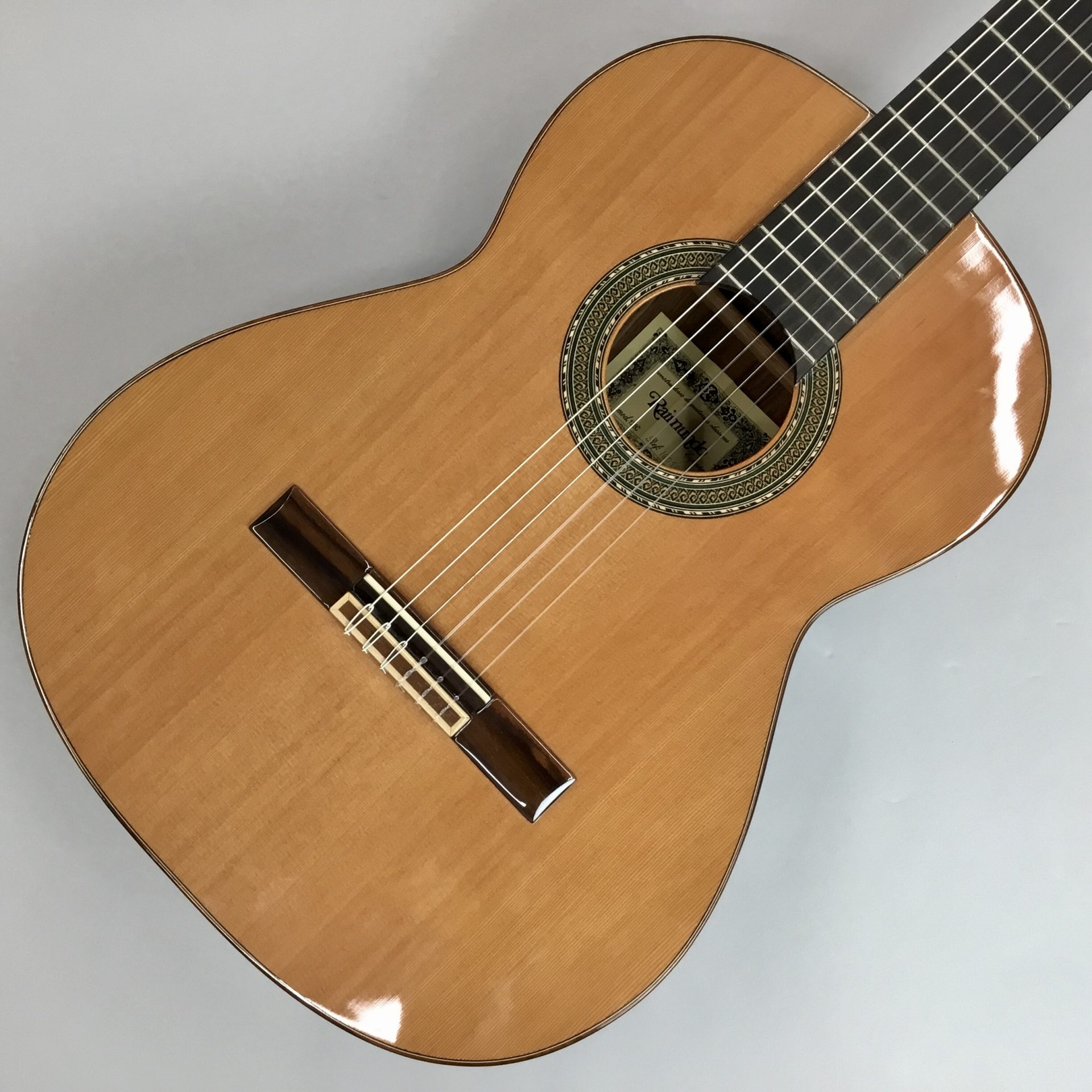 【入荷情報】RAIMUNDO 128C