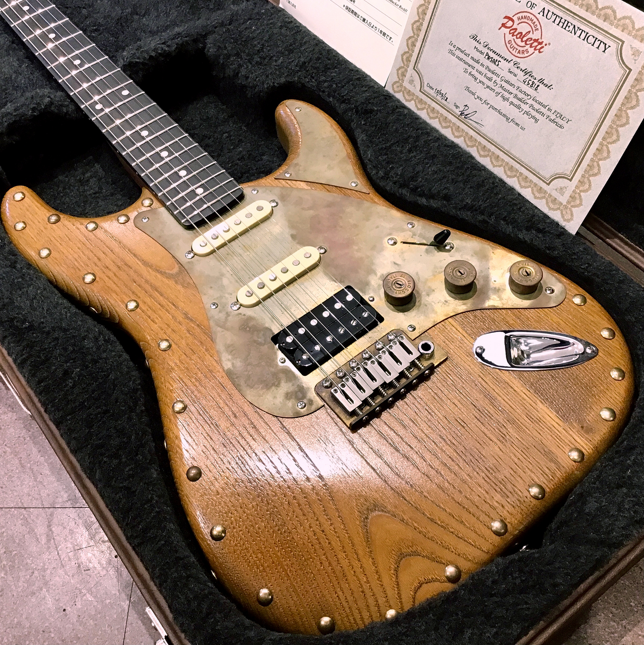 Paoletti Guitars Wine SeriesStratospheric Wine HSS Natural