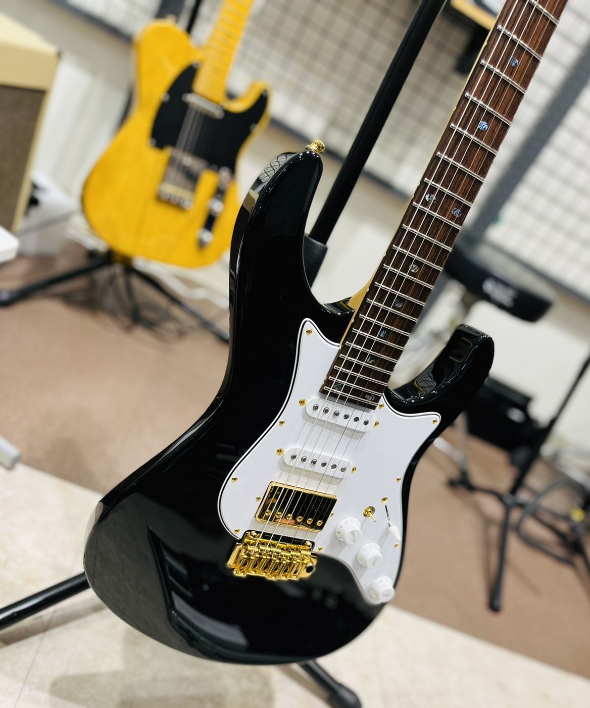Electric Guitar / Freedom Custom Guitar ResearchO.S. Hydra Classic 24F (Moss Green - Order Model)