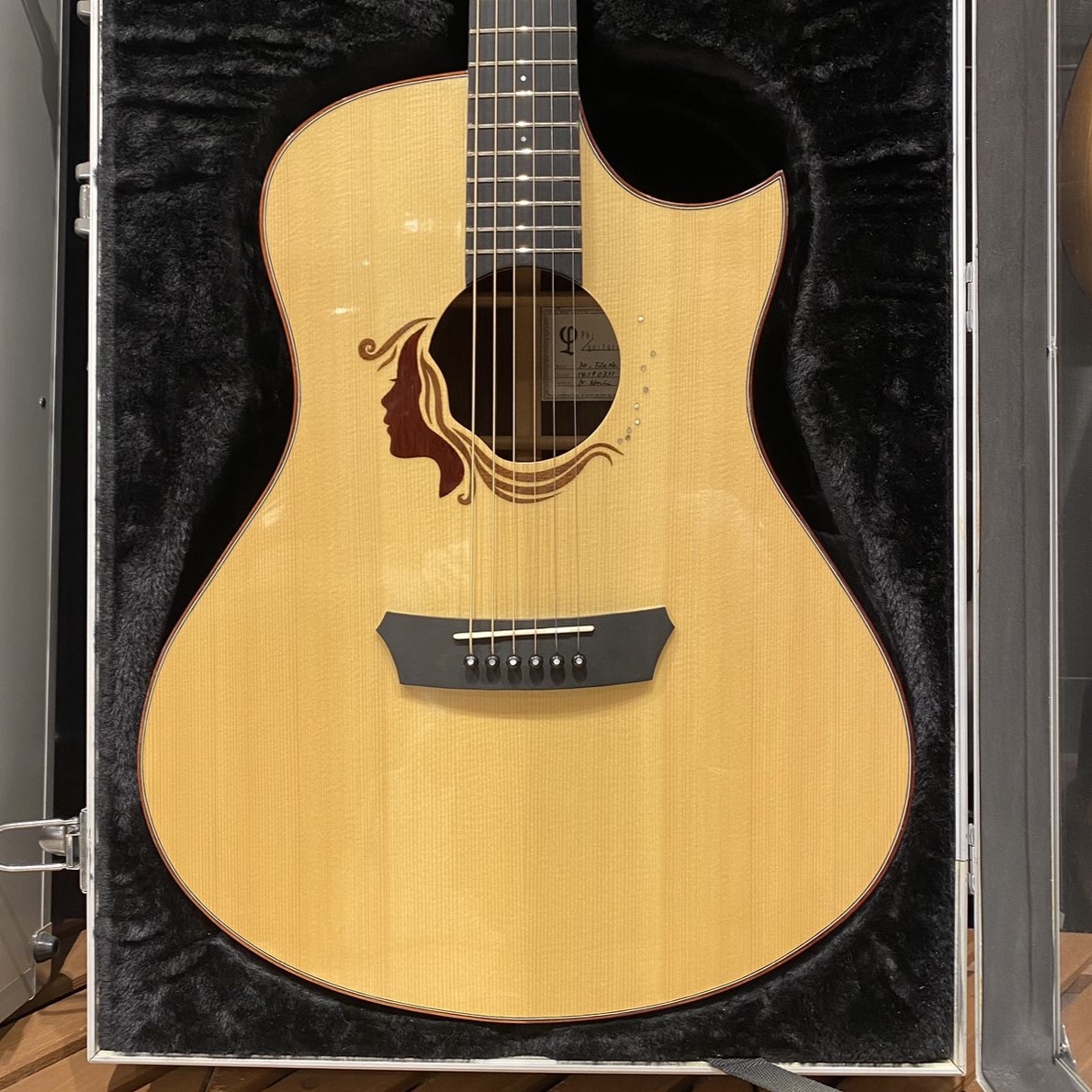 Phi GuitarsM30 Special No.3