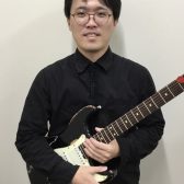 【土曜日】鳥内海治志先生アコースティックギター・エレキギター科♩