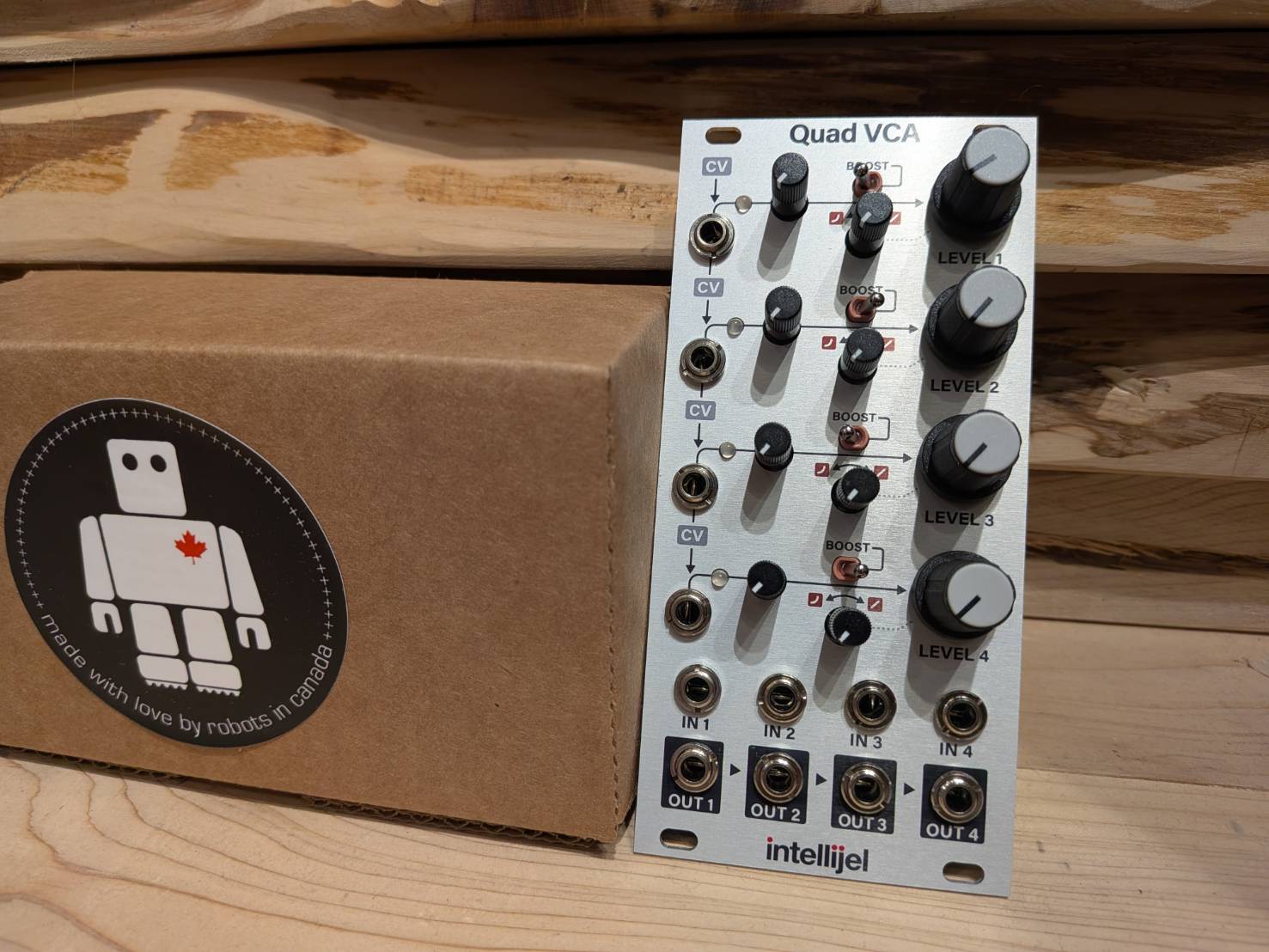 Intellijel　DesignsQUADVCA-3U(SOLD OUT)