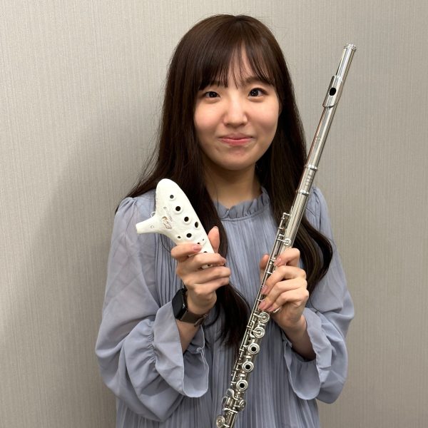 フルート・オカリナ　辻真唯佳<br />
水・木・金・土・日