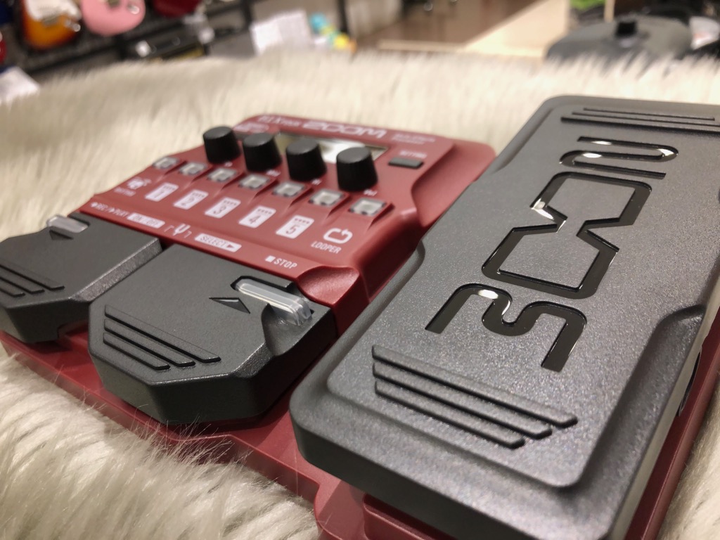 ZOOM（ズーム） / B1X FOUR　入荷してます！！