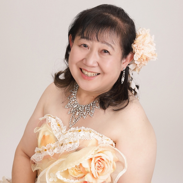 担当曜日:金・日曜日阪上 理恵(さかうえ りえ)
