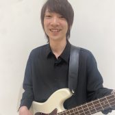 奈良・橿原【小学生から70代まで通えるベース教室】才　稔弘（金曜日）どんな先生？
