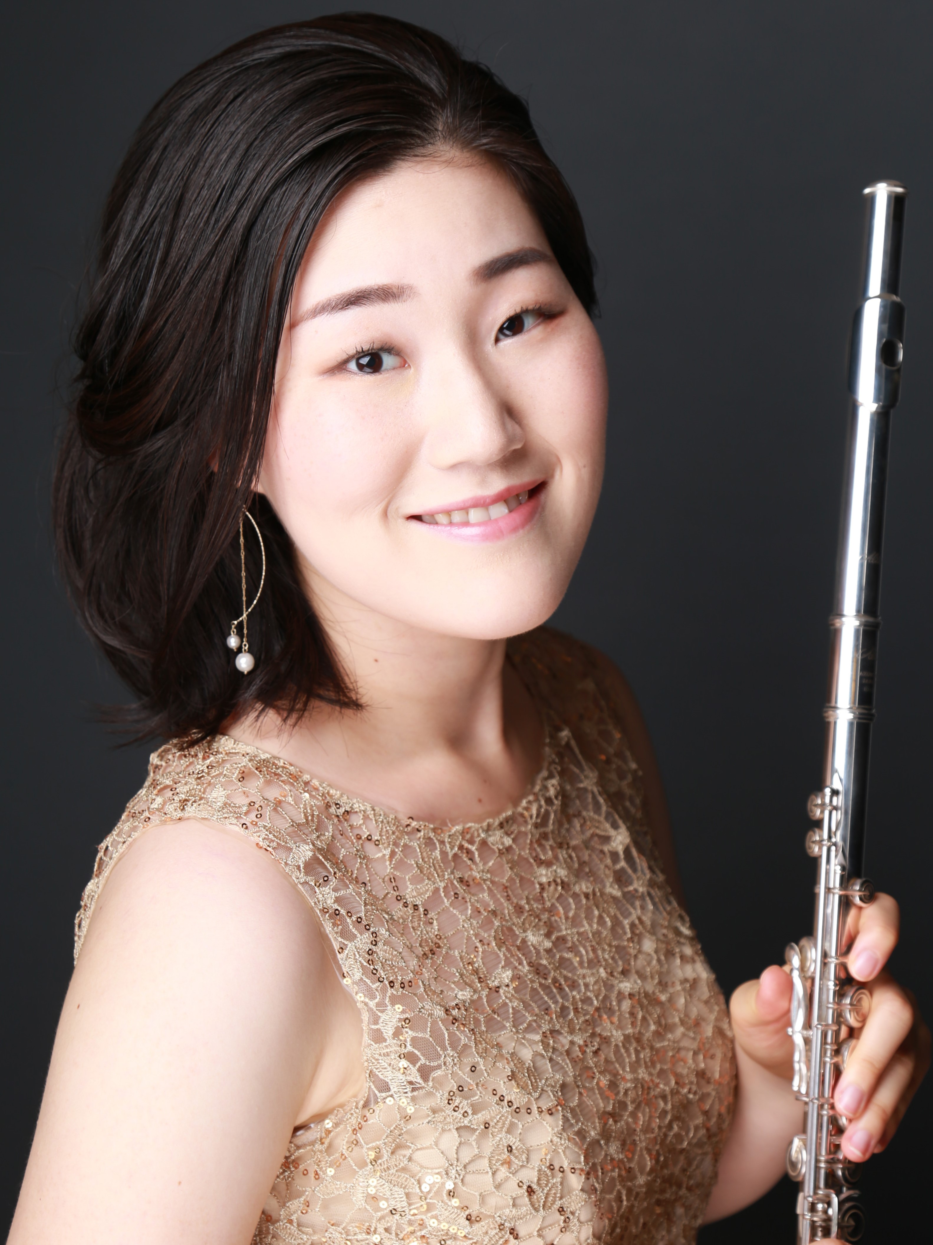 フルート講師井岡 文奈