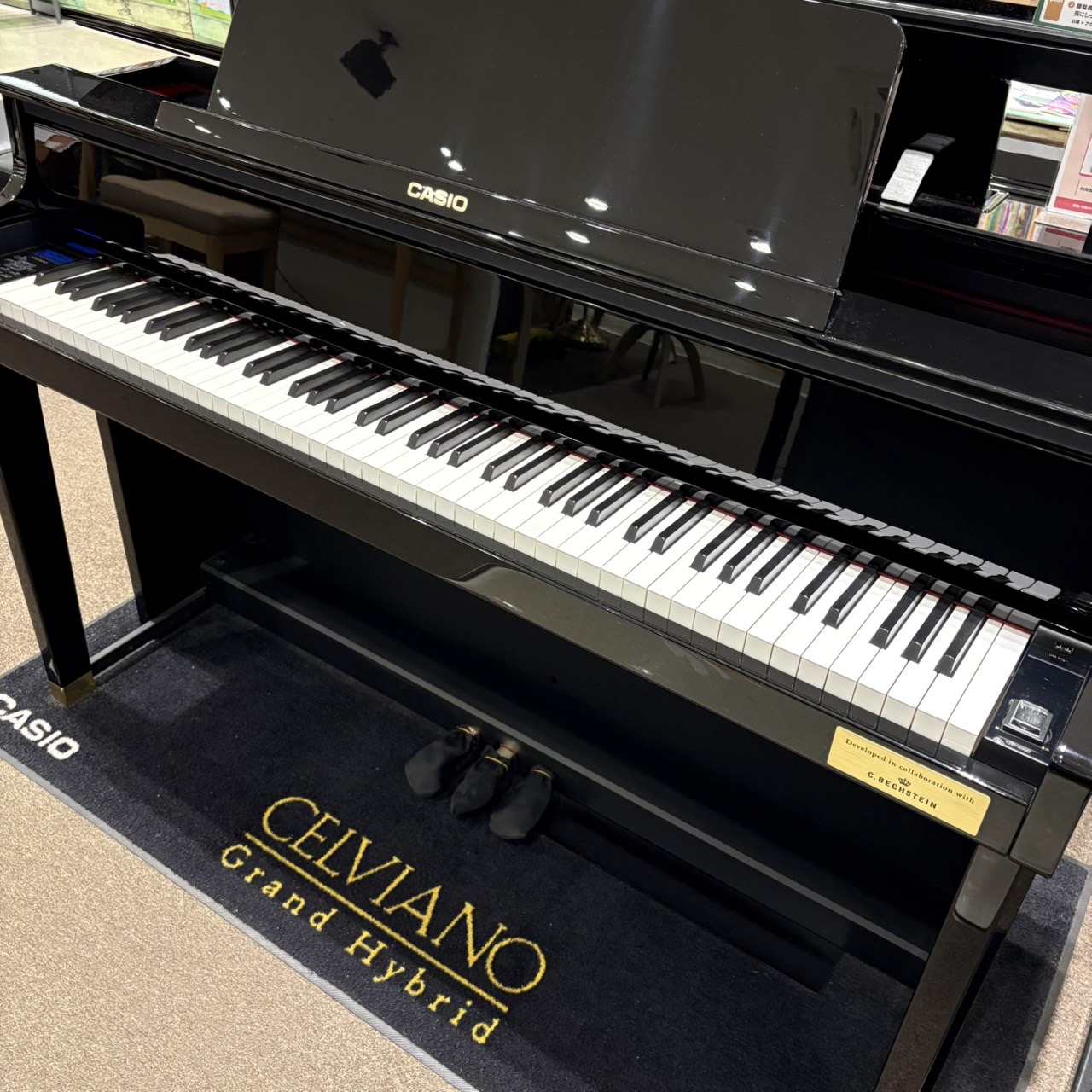 カシオ × C.ベヒシュタイン島村楽器限定モデルGP-1000