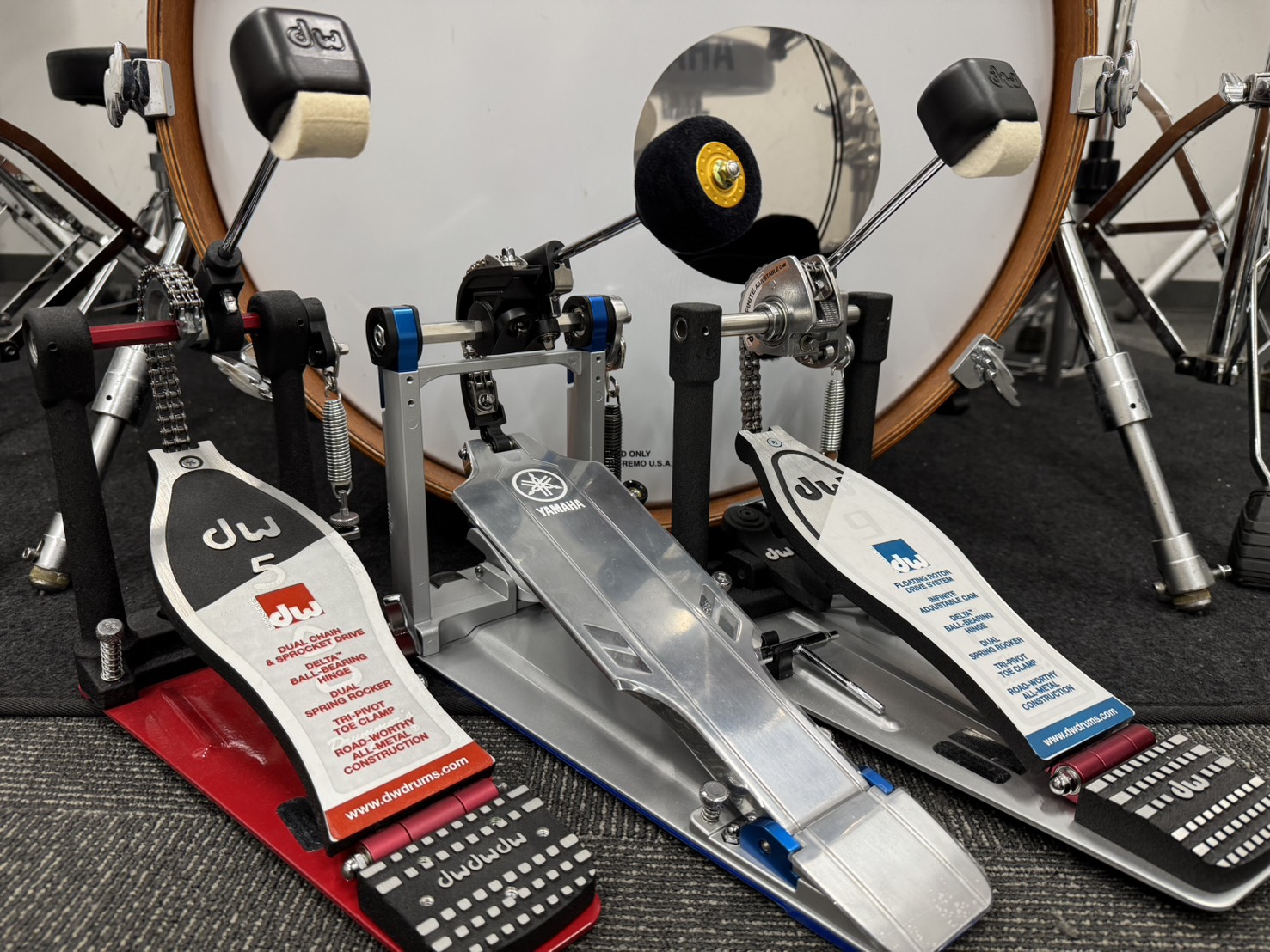 キックペダルは身体と楽器を繋ぐ重要な機材です！ただ種類も多く、ペダルによって踏み心地や音色も違うため迷ってしまうことも・・・島村楽器 ららぽーと柏の葉店では店頭のキックペダルを踏み比べながら選べます！自分にあったペダルを選びませんか？ CONTENTS店頭ラインナップ一覧ドラム担当が詳しくご案内しま […]