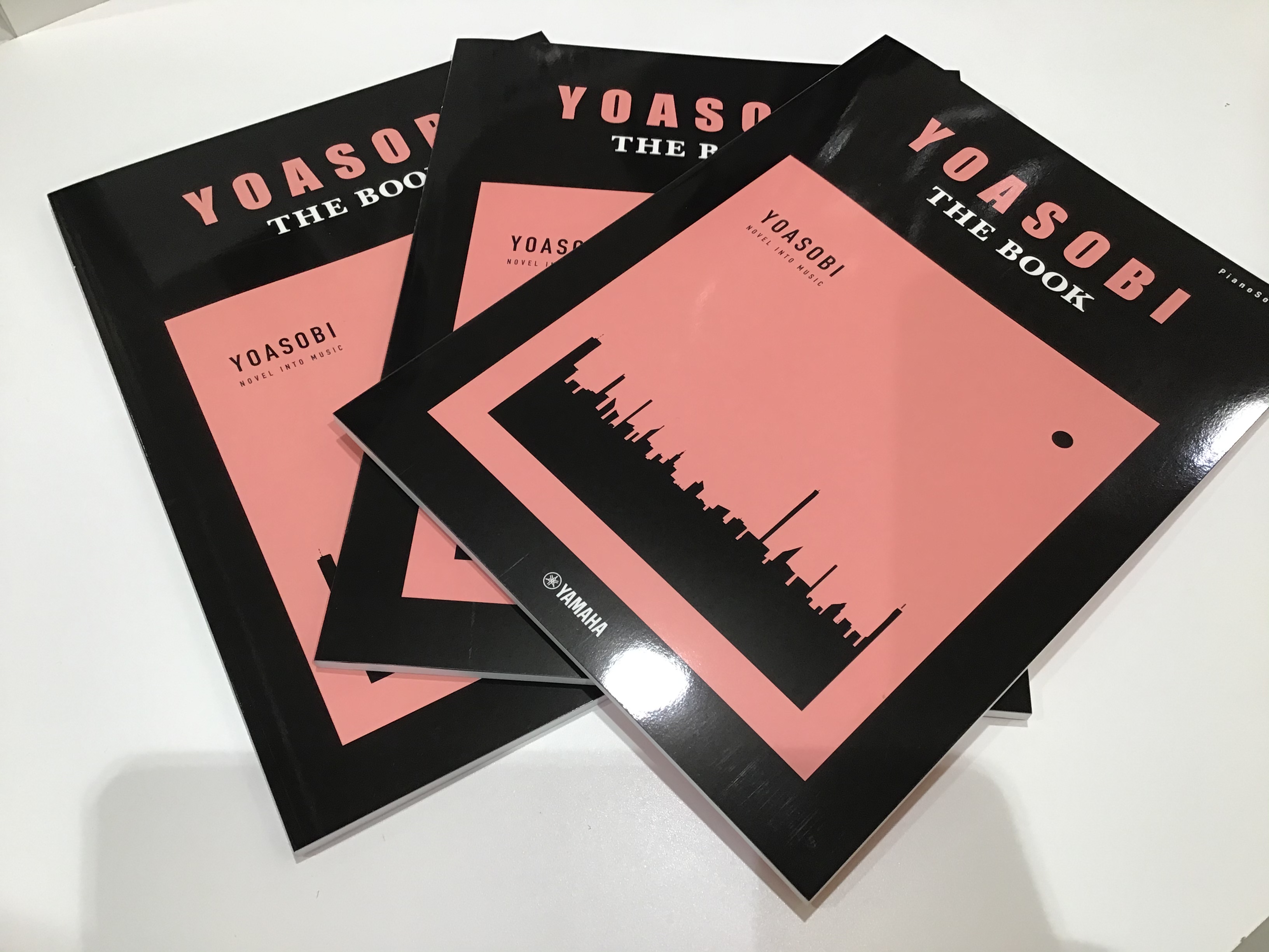 【新刊楽譜】ピアノソロ・連弾　YOASOBI『THE BOOK』入荷しました！