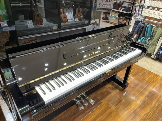 中古アップライトピアノYAMAHA　U3M/消音ユニット付