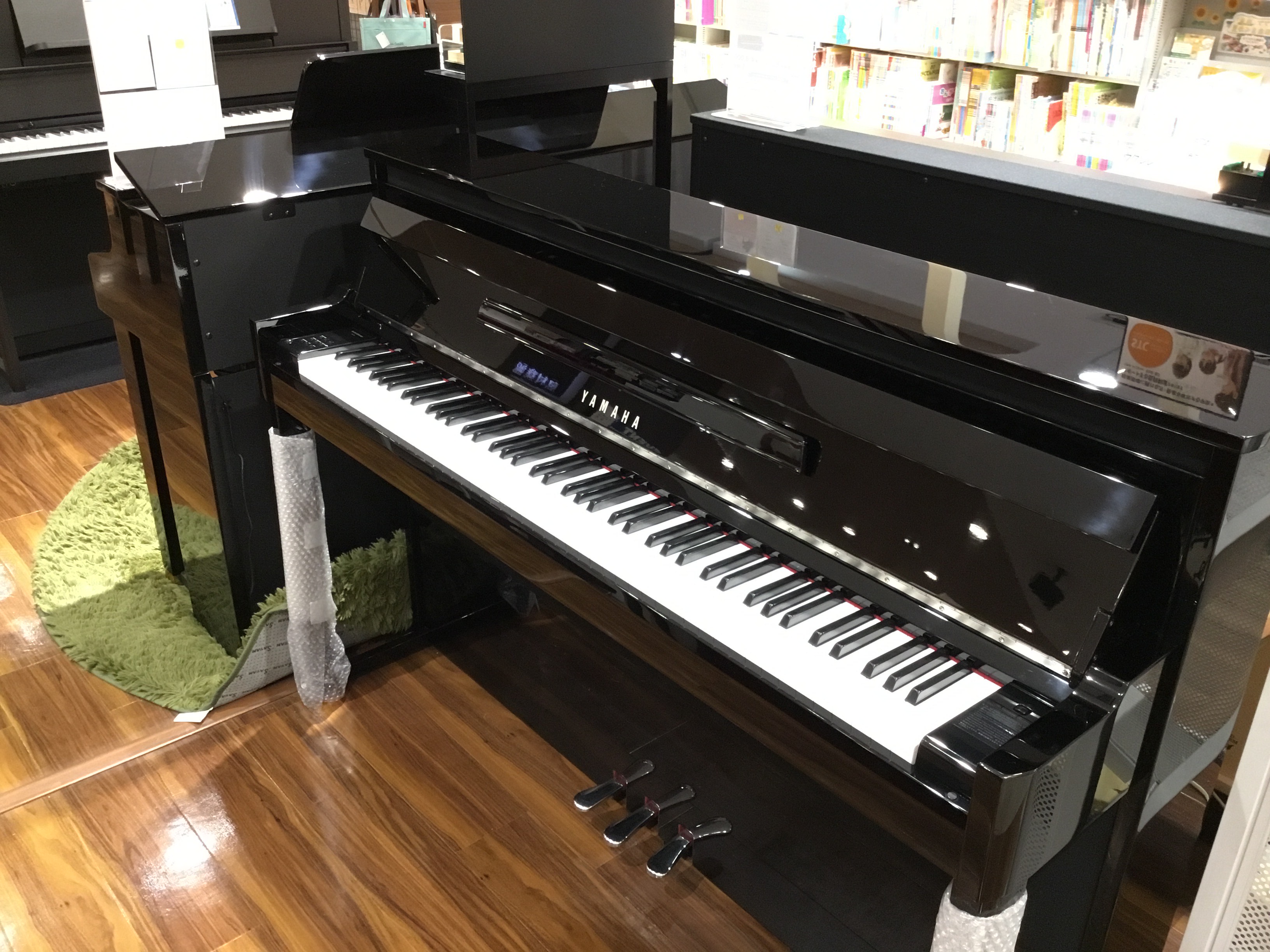 電子ピアノYAMAHA　NU1X