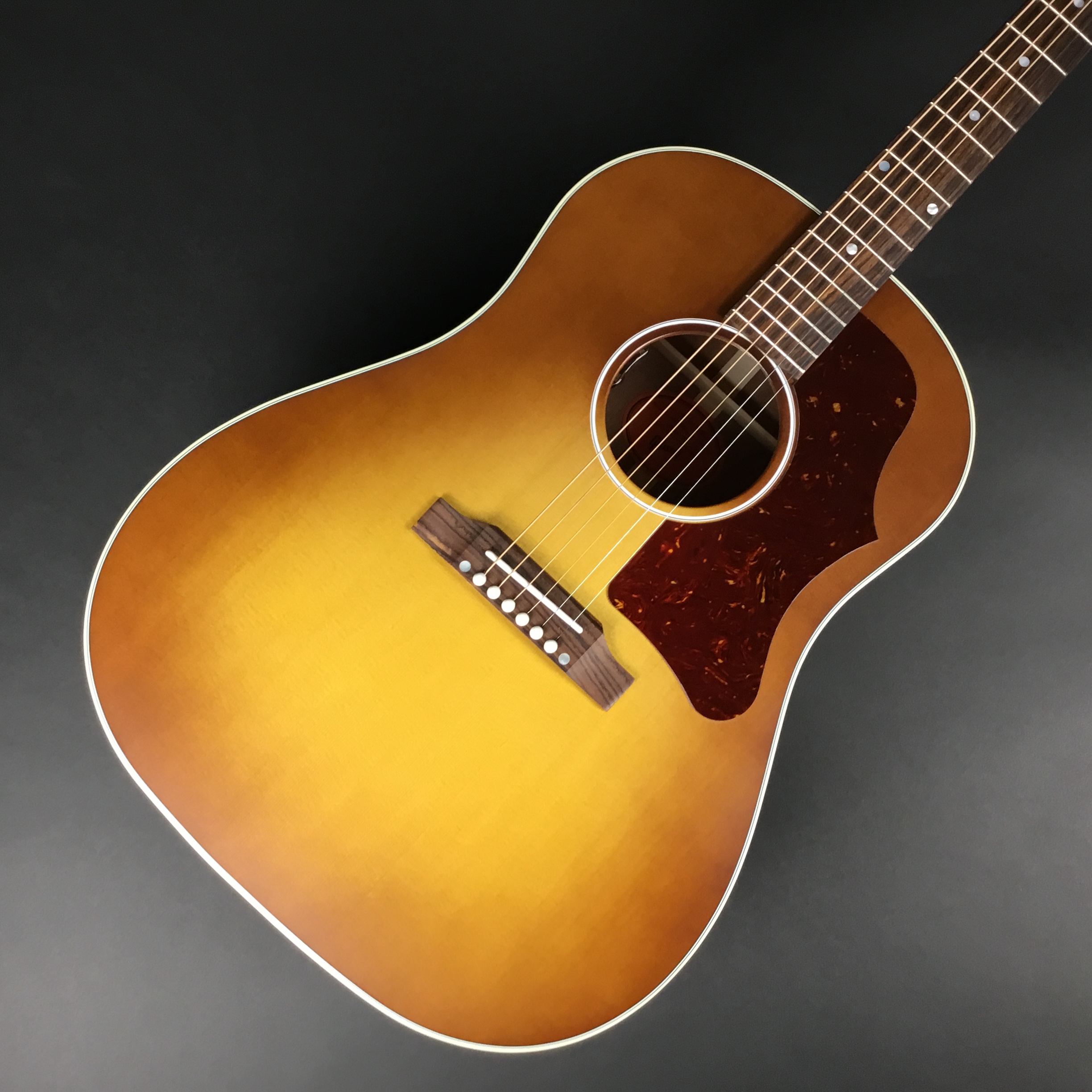 Gibson J-45 Faded 50s