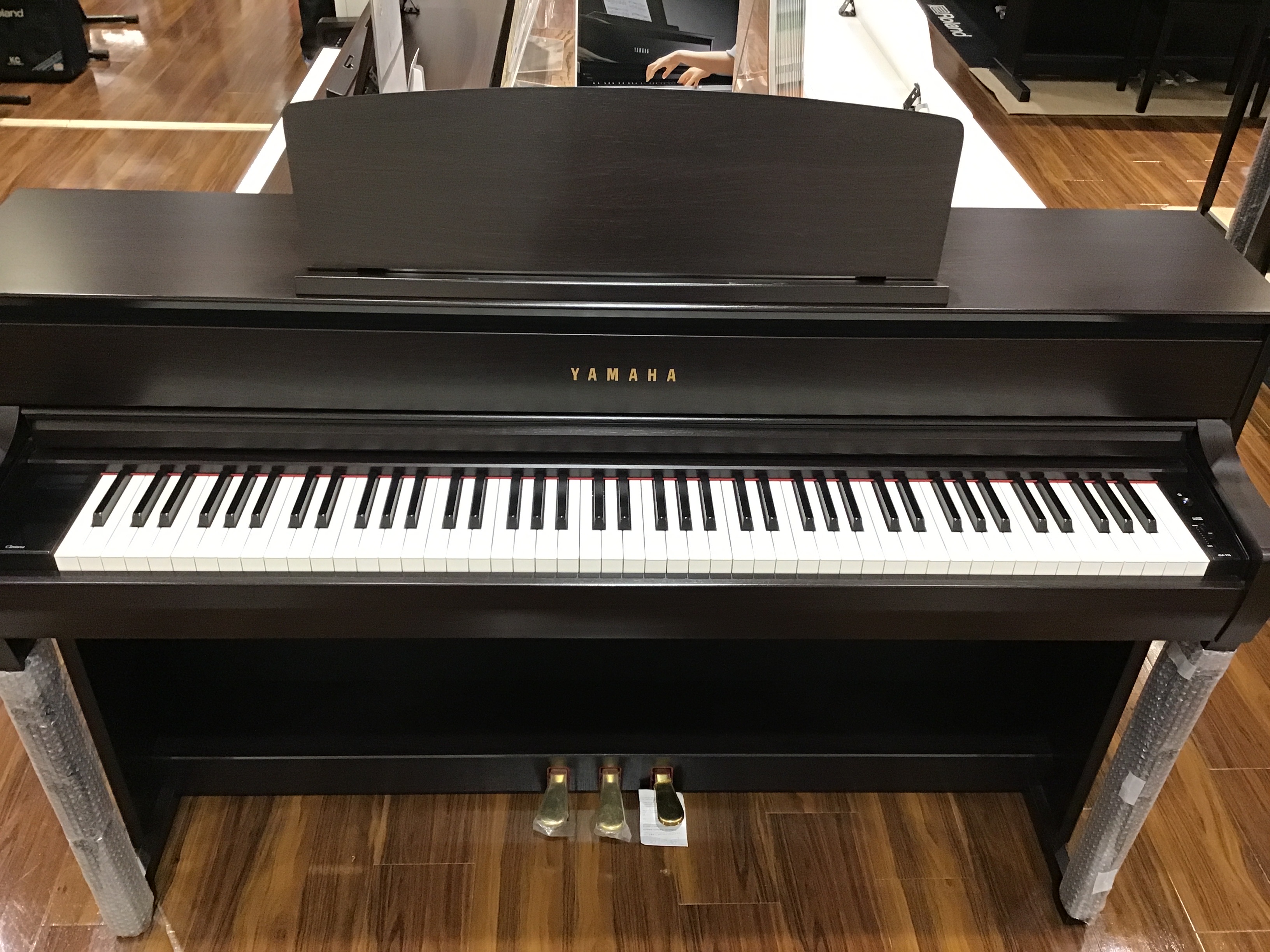 電子ピアノYAMAHA CLP-775/R