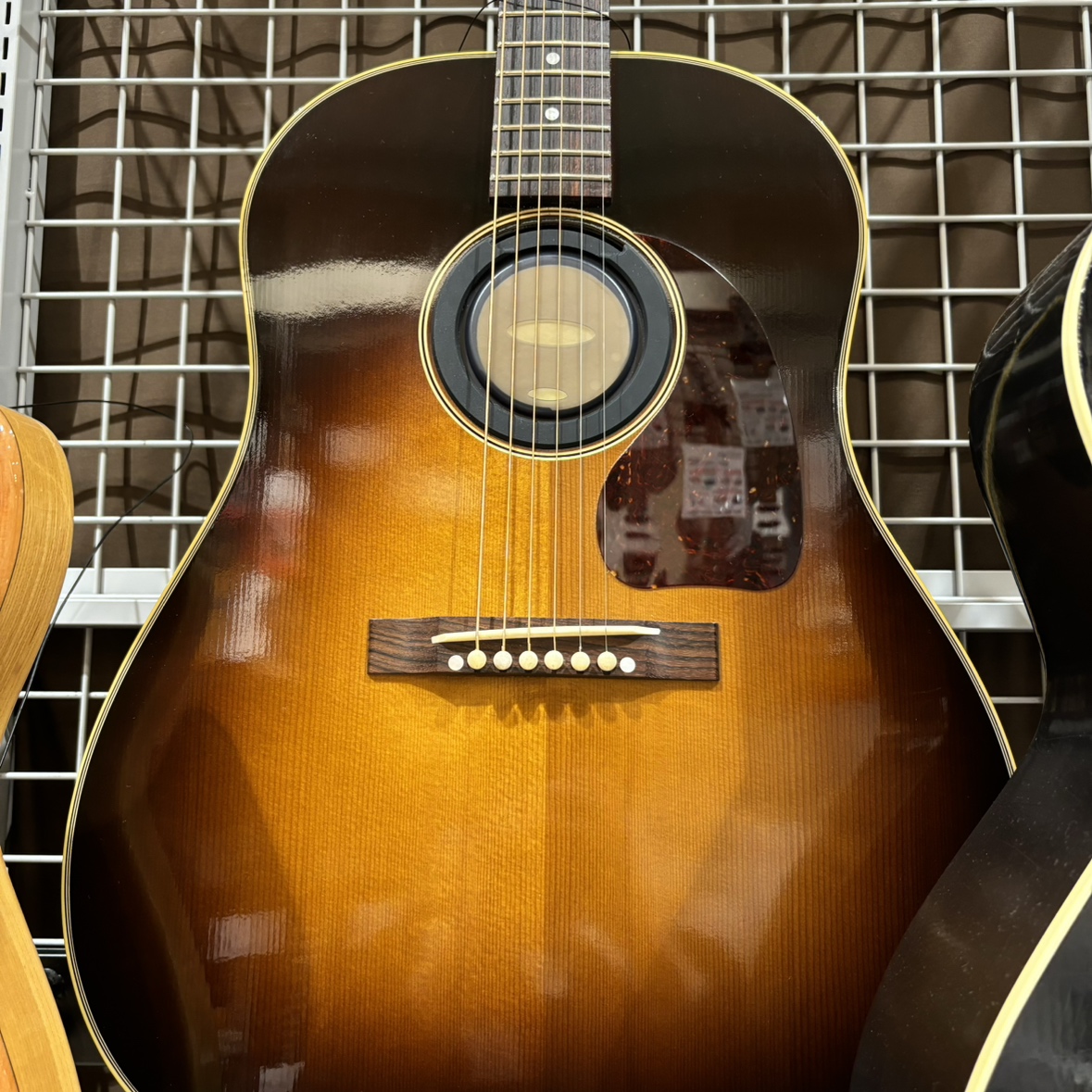 中古アコースティックギターGibson 1942 Banner J-45