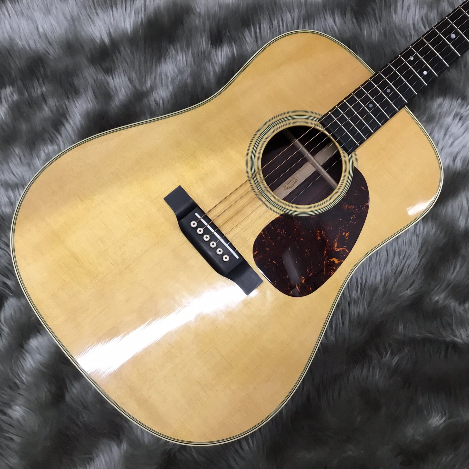 ギター入荷情報！D-28 Standard-Martin（マーチン）