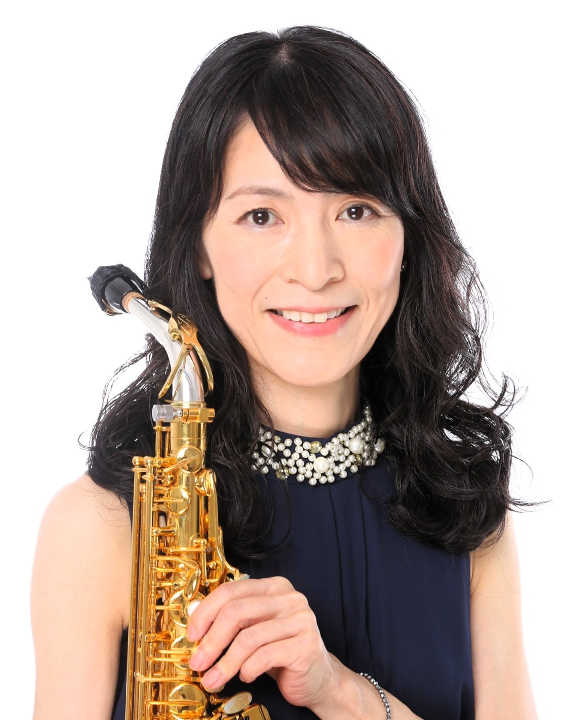 CONTENTSプロフィールコメントお問い合わせプロフィール 昭和音楽大学器楽学科主席卒業、フランスへ留学。サクソフォンを須川展也,宗貞啓二,故D.ディファイエ,G.トレソス,E.ファガン各氏に師事。 コメント サックスにはソプラノやアルト等色々な種類があります！指使いは同じなので色々挑戦してみませ [&hellip;]