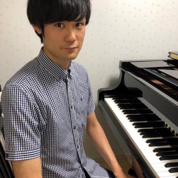 【月曜日・火曜日】<br />
菊池 広輔(きくち こうすけ)先生