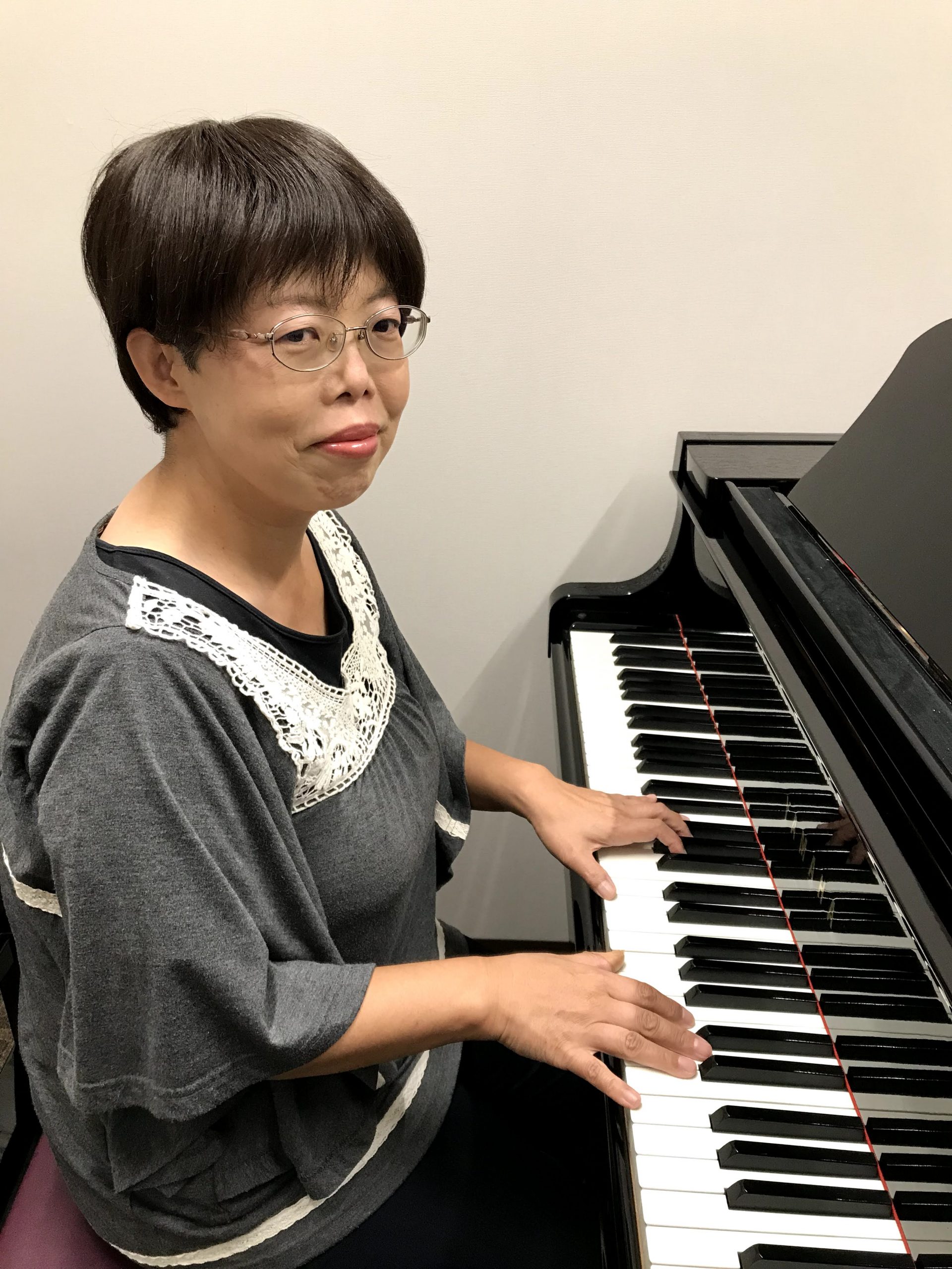 ポピュラーピアノ教室 講師紹介 森 幸恵 島村楽器 河原町オーパ店