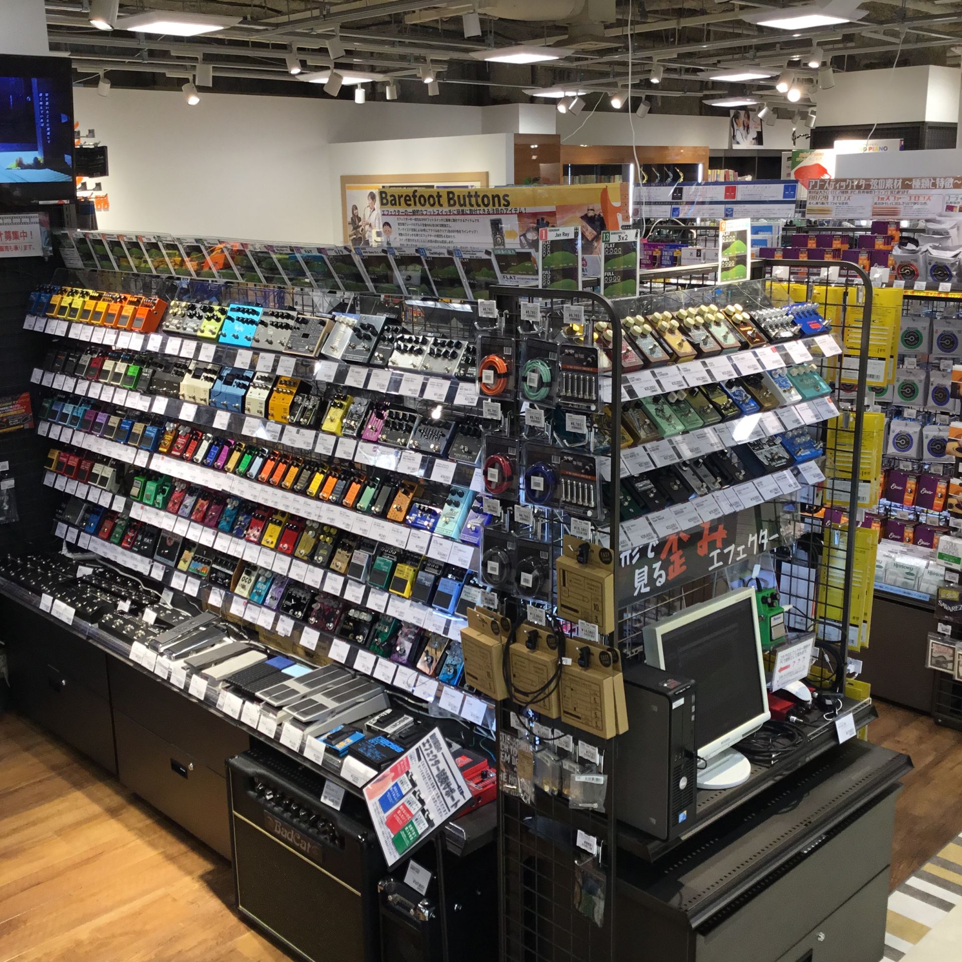 京都 河原町 当店自慢のエフェクターコーナーご紹介 エフェクター 河原町オーパ店 店舗情報 島村楽器