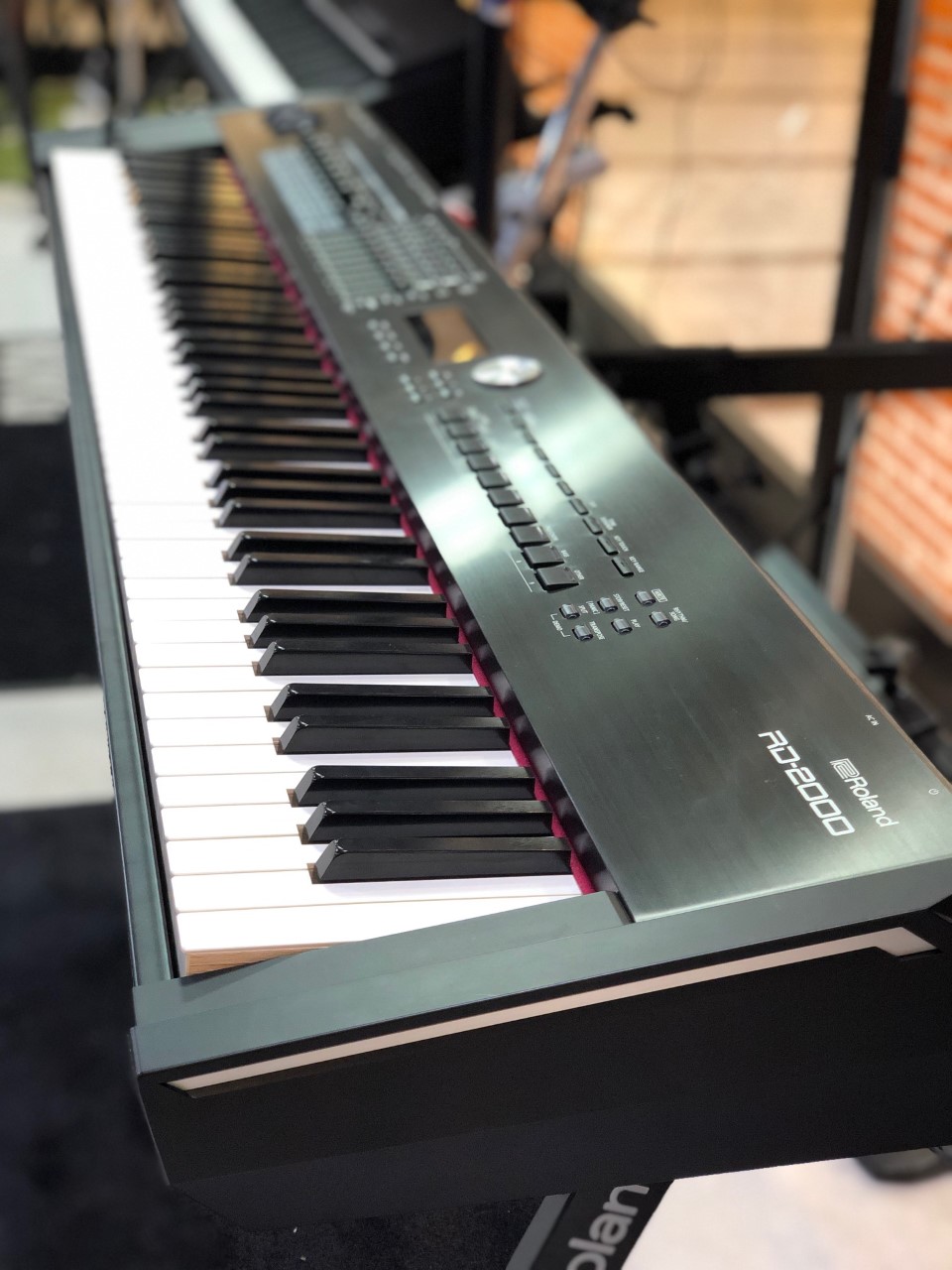 製品トピック まらしぃ氏使用のroland V Piano同等クラス 最新ステージピアノはこれだ 川崎ルフロン店 店舗情報 島村楽器