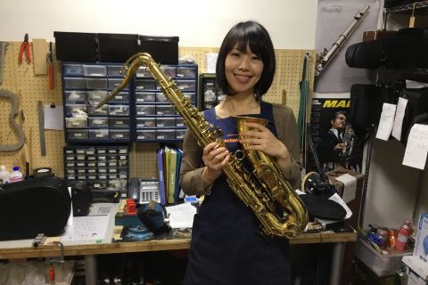 スタッフ写真 管楽器修理 櫻井
