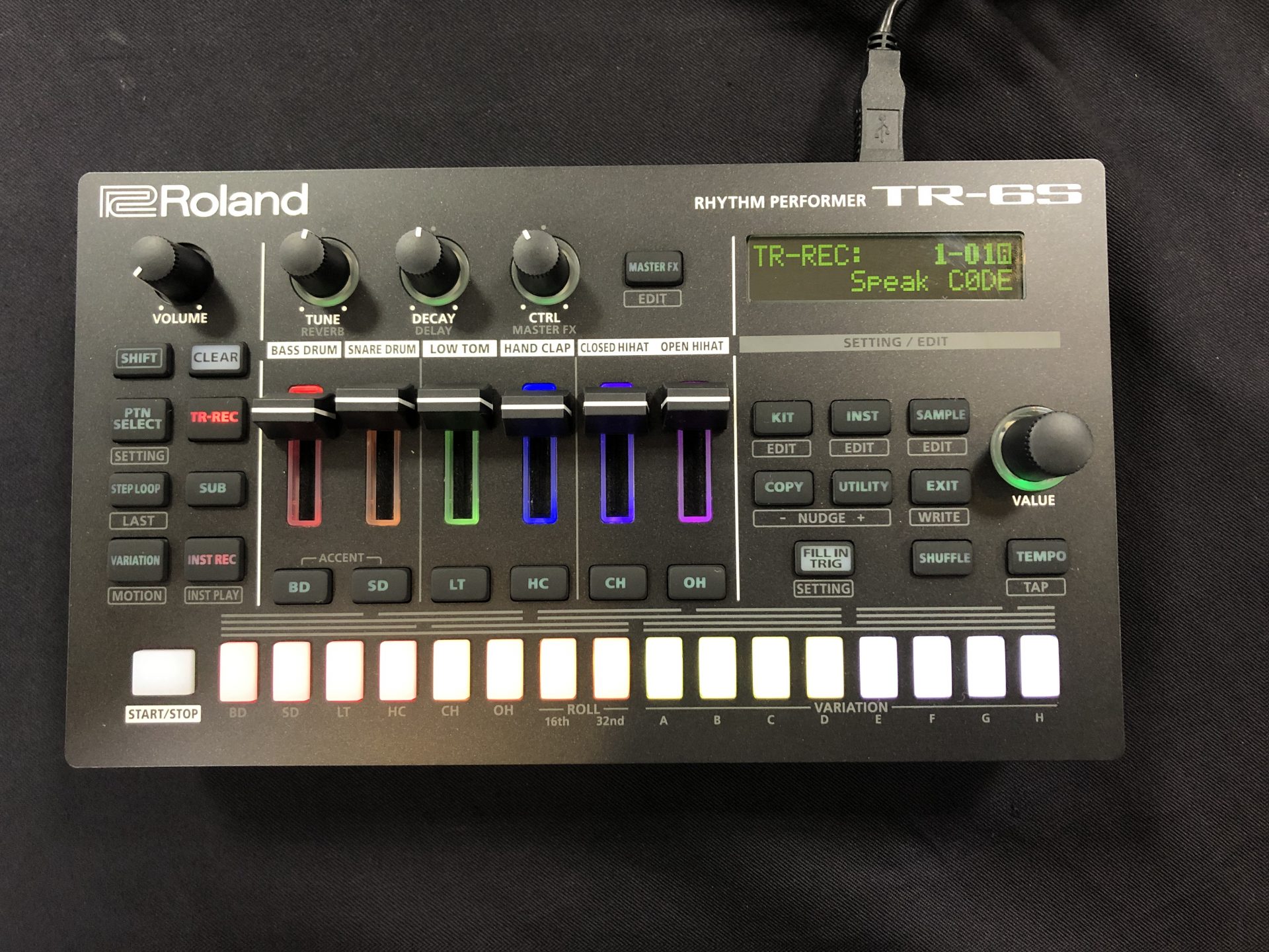 【新製品情報】10月24日発売予定：Roland TR-6S