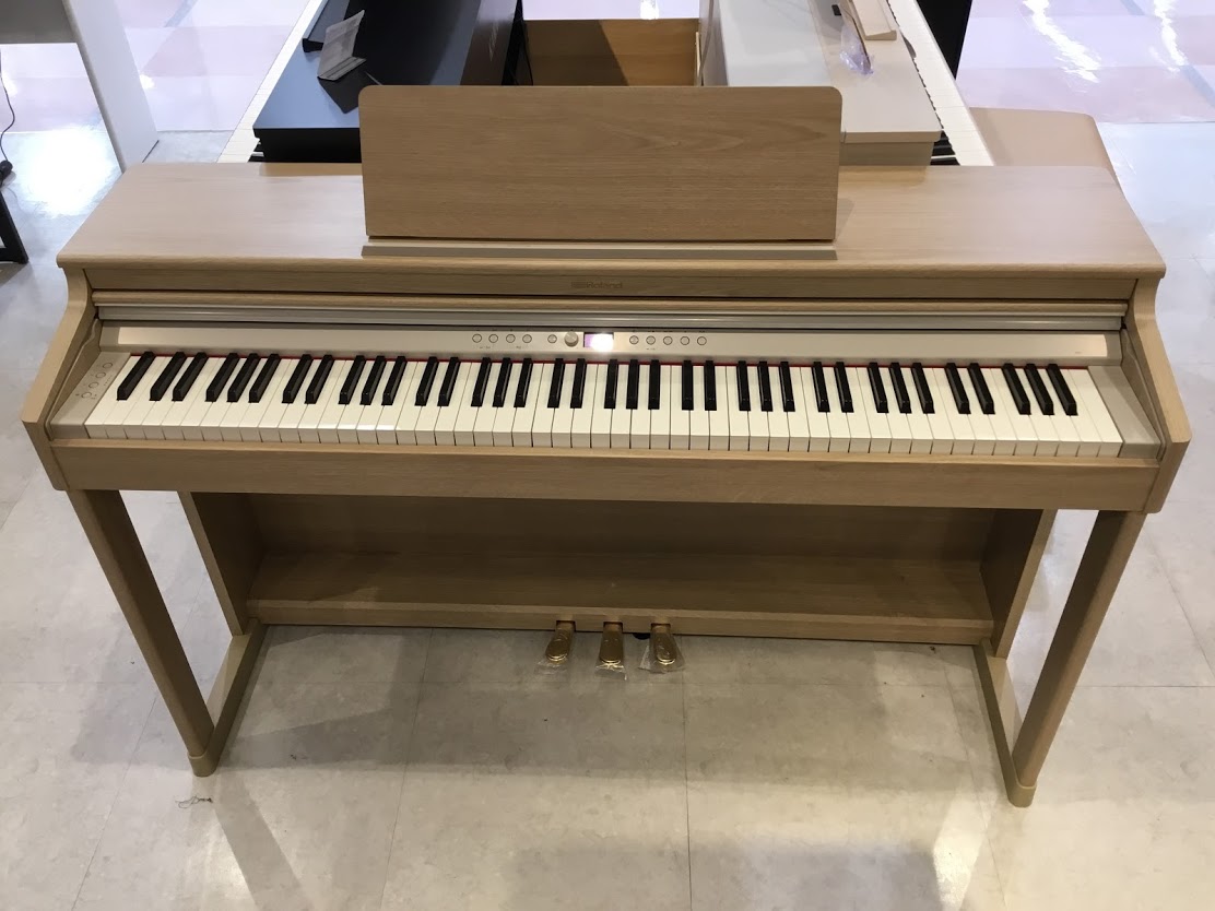 【電子ピアノ】Roland新製品「RP701」展示開始致しました！！