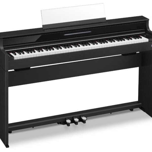 AP-S5000GP/S BK<br />
カシオ×島村楽器コラボレーションモデル。木製ハイブリッド鍵盤の本格的タッチとピアノらしいデザインをコンパクトなサイズに収め、驚きのコストパフォーマンスを実現。新機能のビジュアルインフォメーションバーが白く光るため、他モデルとは異なる雰囲気を演出します。<br />
￥181,500(税込)