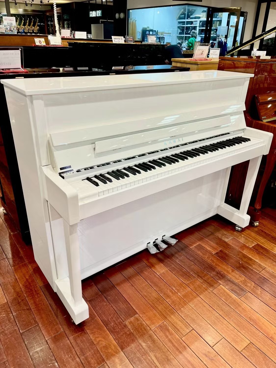 アップライトピアノKAWAI K-114SX