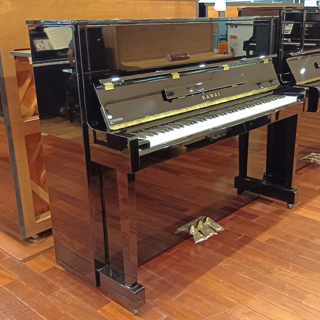 中古アップライトピアノKAWAI K30