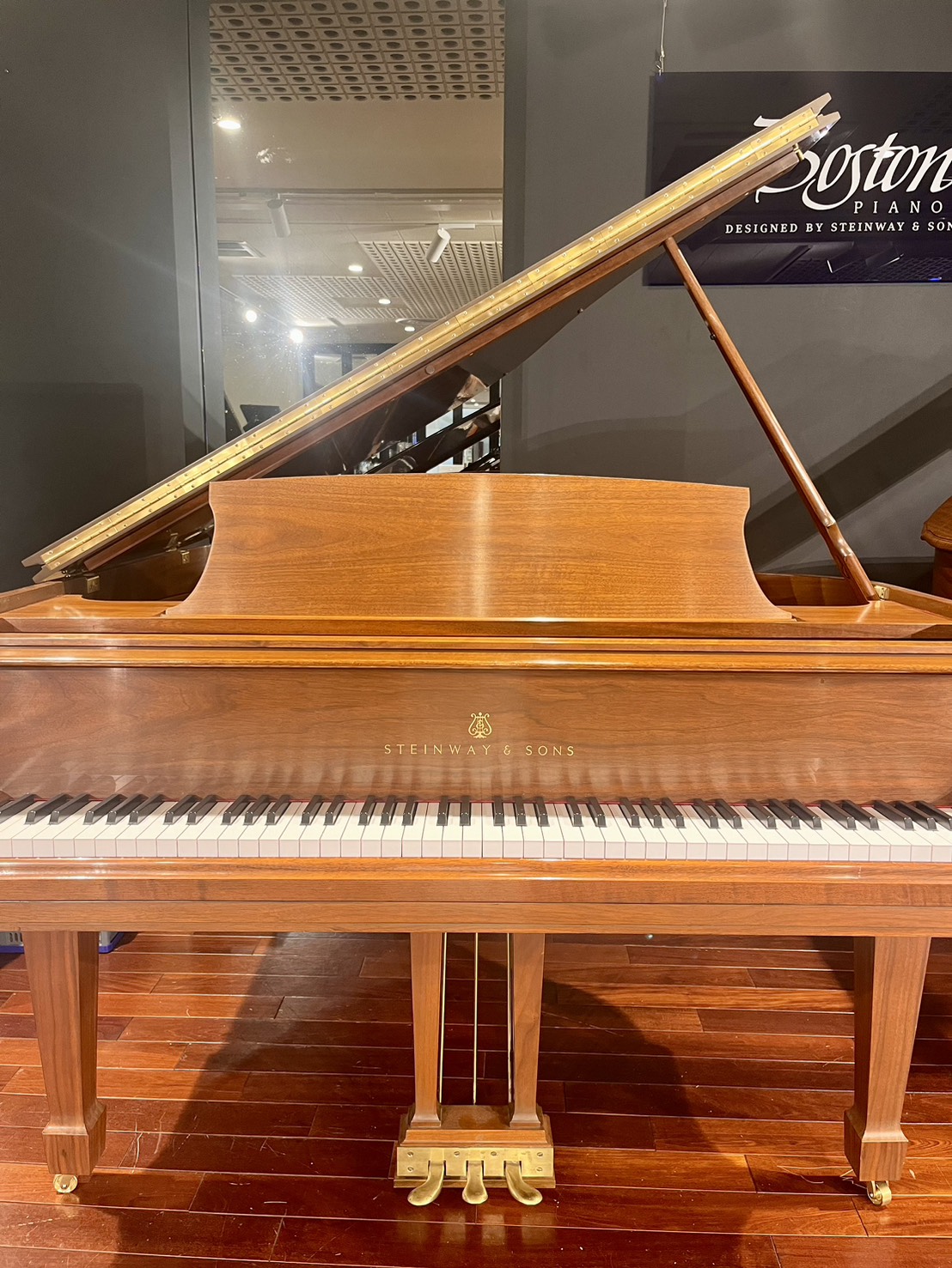 中古グランドピアノSTEINWAY　M170