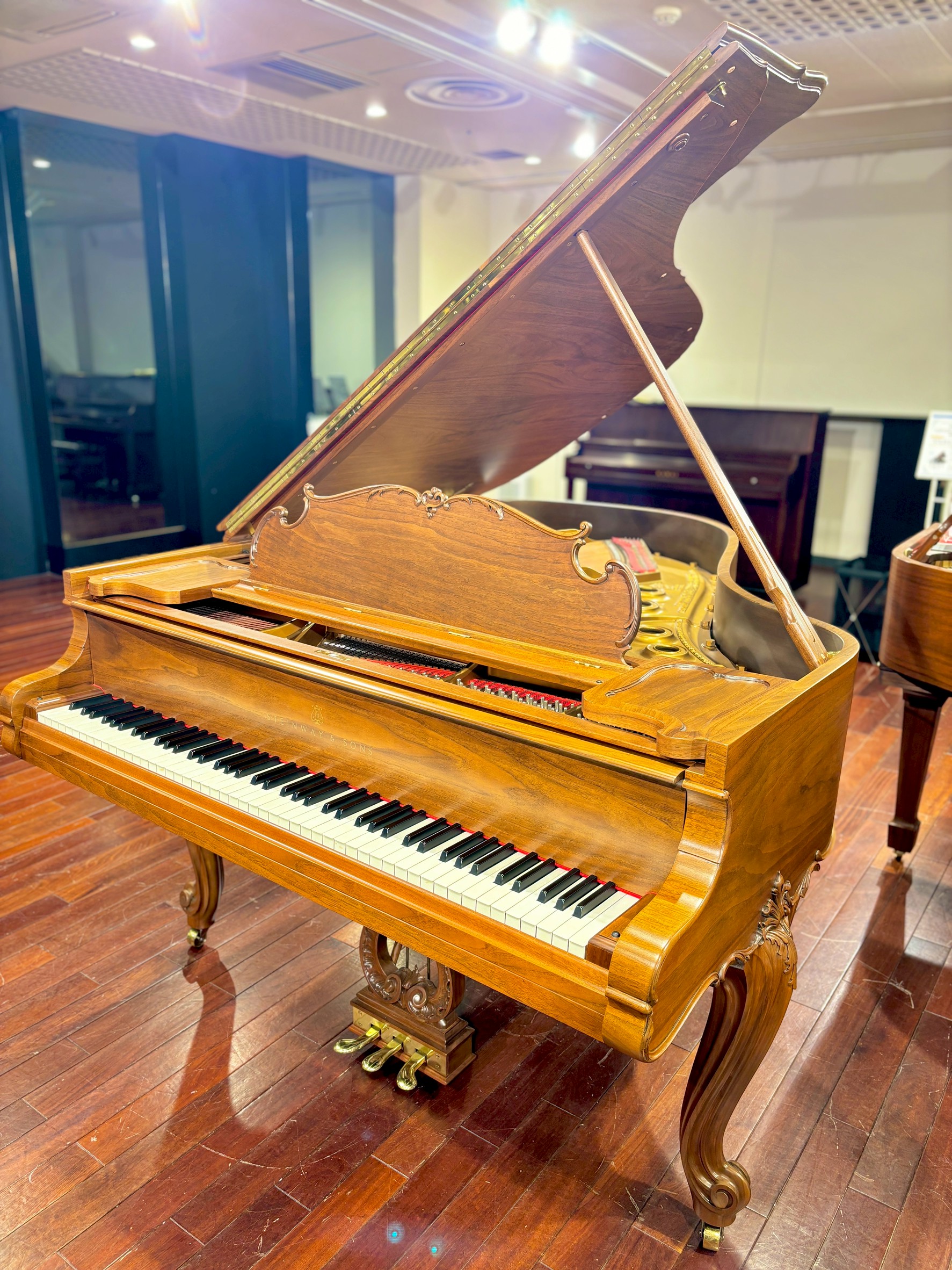 STEINWAY & SONS (スタインウェイ) L型（ルイ15世モデル） 1927年製　NY製