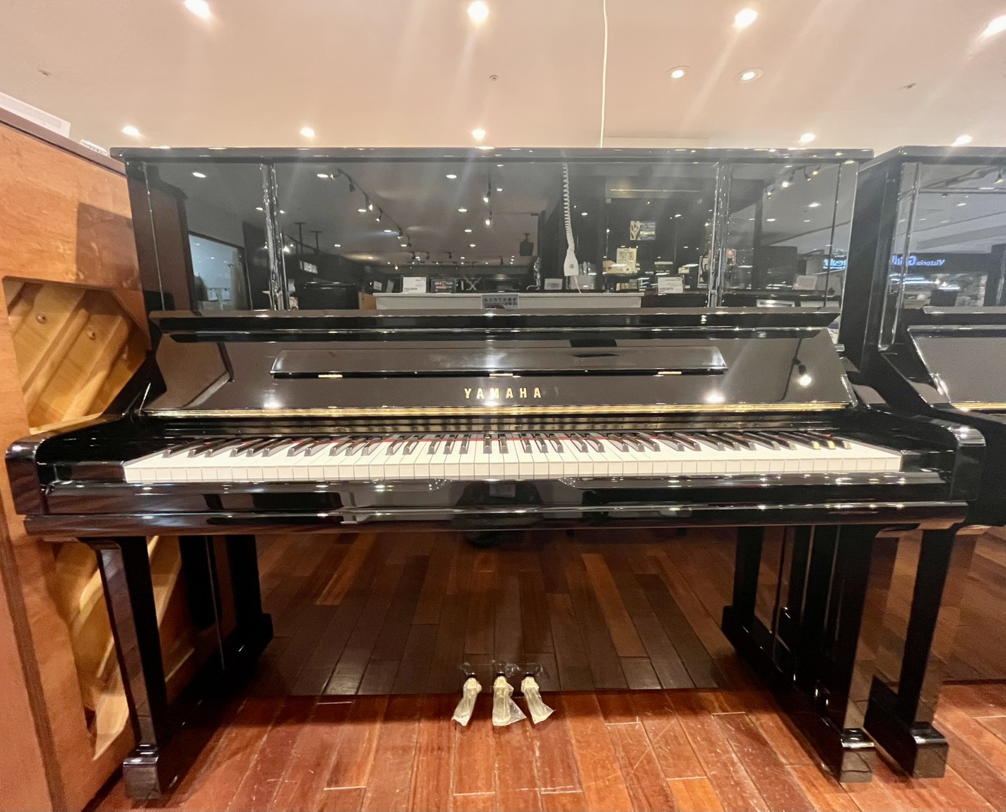 中古アップライトピアノYAMAHA YU30