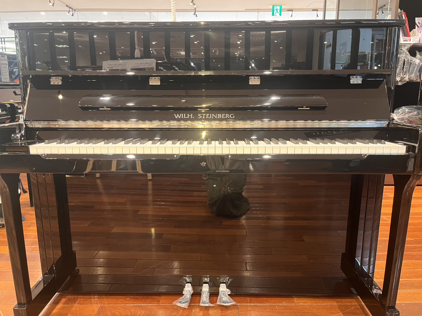 中古アップライトピアノWILH.STEINBERG　AT18DC