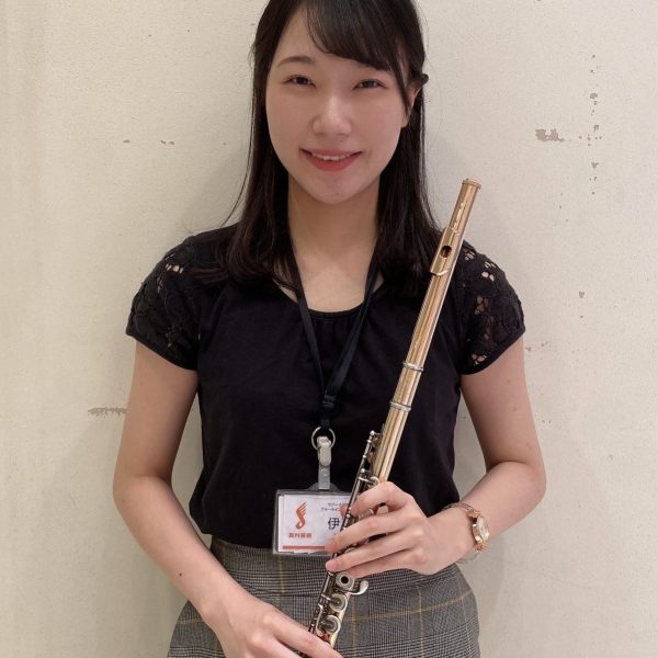 二子玉川店　<br />
フルートインストラクター 伊藤 向莉