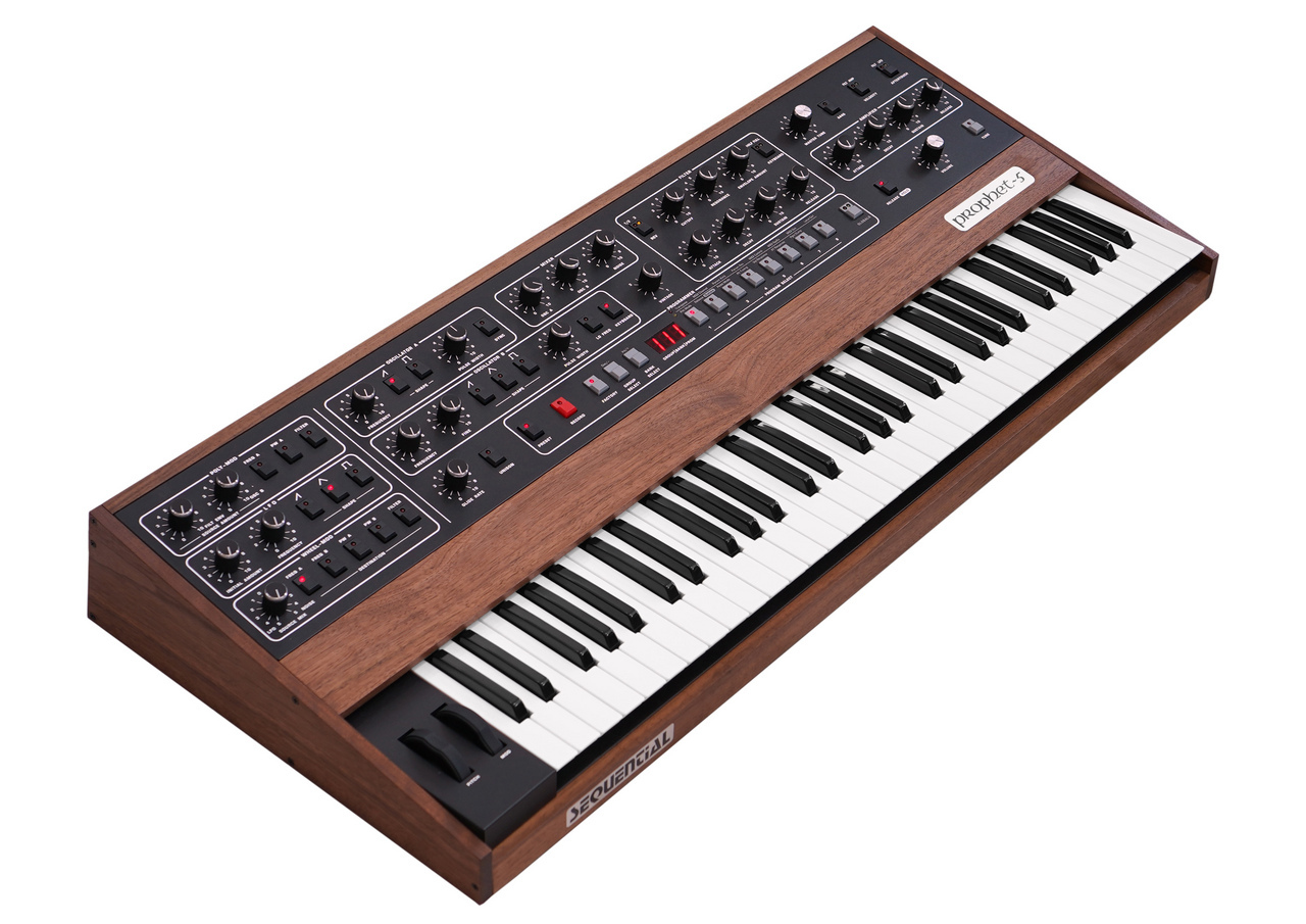 【アナログシンセサイザー】伝説のSequential Prophet-5 が登場！