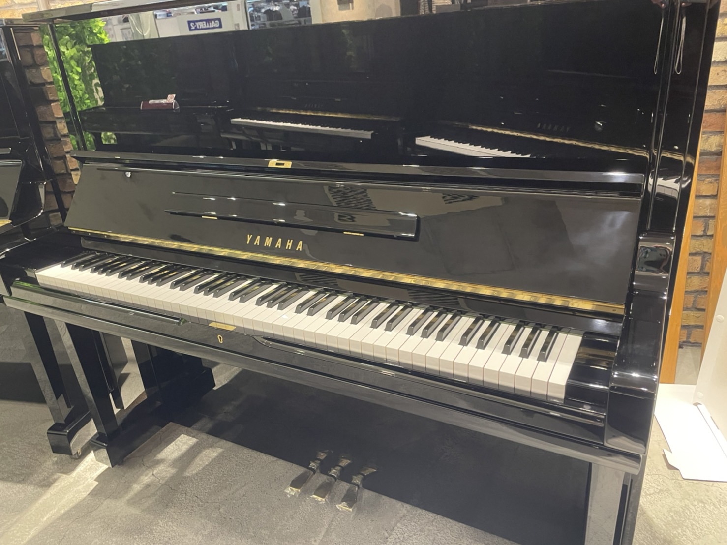 吉祥寺パルコ店　中古アップライトピアノYAMAHA　中古U3A　1984年製