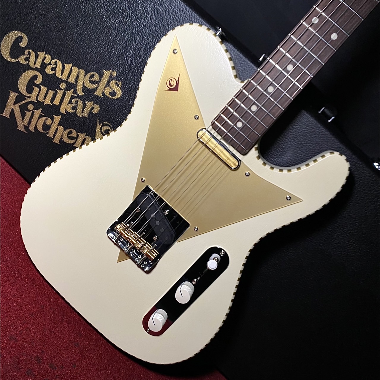 Caramel's Guitar KitchenV3_marshmallow white【吉祥寺パルコ店オーダー】