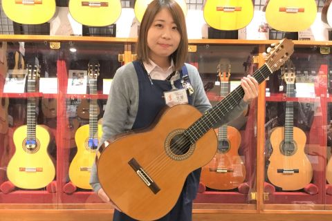 スタッフ写真 音楽教室 古屋