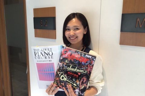 スタッフ写真 ファンシー、スコア担当 小杉
