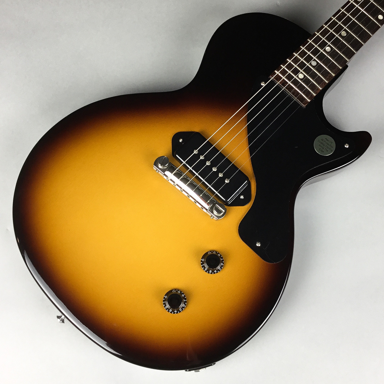 *新品特価！Gibson Les Paul Junior 【通常販売価格￥155,870(税込)のところ、チョイキズの特別価格にてご案内！！ 50年代のスタイルを再現したLes Paul Junior 2019年モデル]]シンプルな仕様でロックテイストの強いストレートなサウンドが人気のLes Pau […]