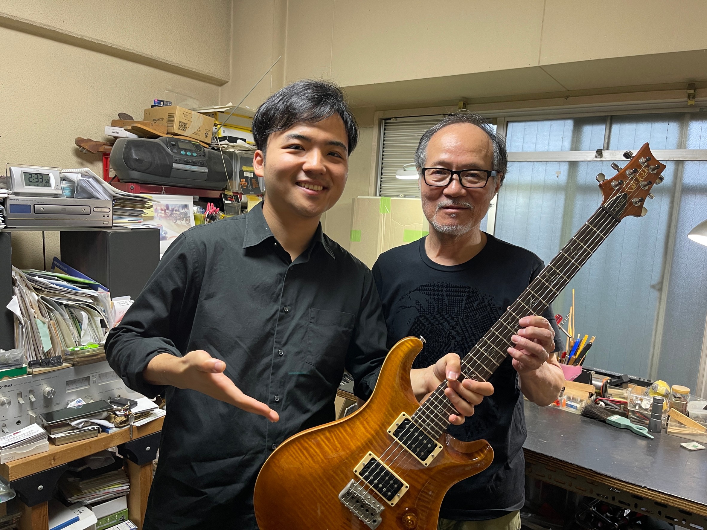 イベント開催決定しました！ 詳しくはこちらをご覧ください！ 志村昭三氏について ギターのセットアッパーとして国内の名だたるギタリストの現場で使用される楽器のセットアップを行っている、話すととても気さくでユーモアにあふれた方です！そんなセットアップの仕事と同時に、日本のエレキギターやベース及びその周辺 […]