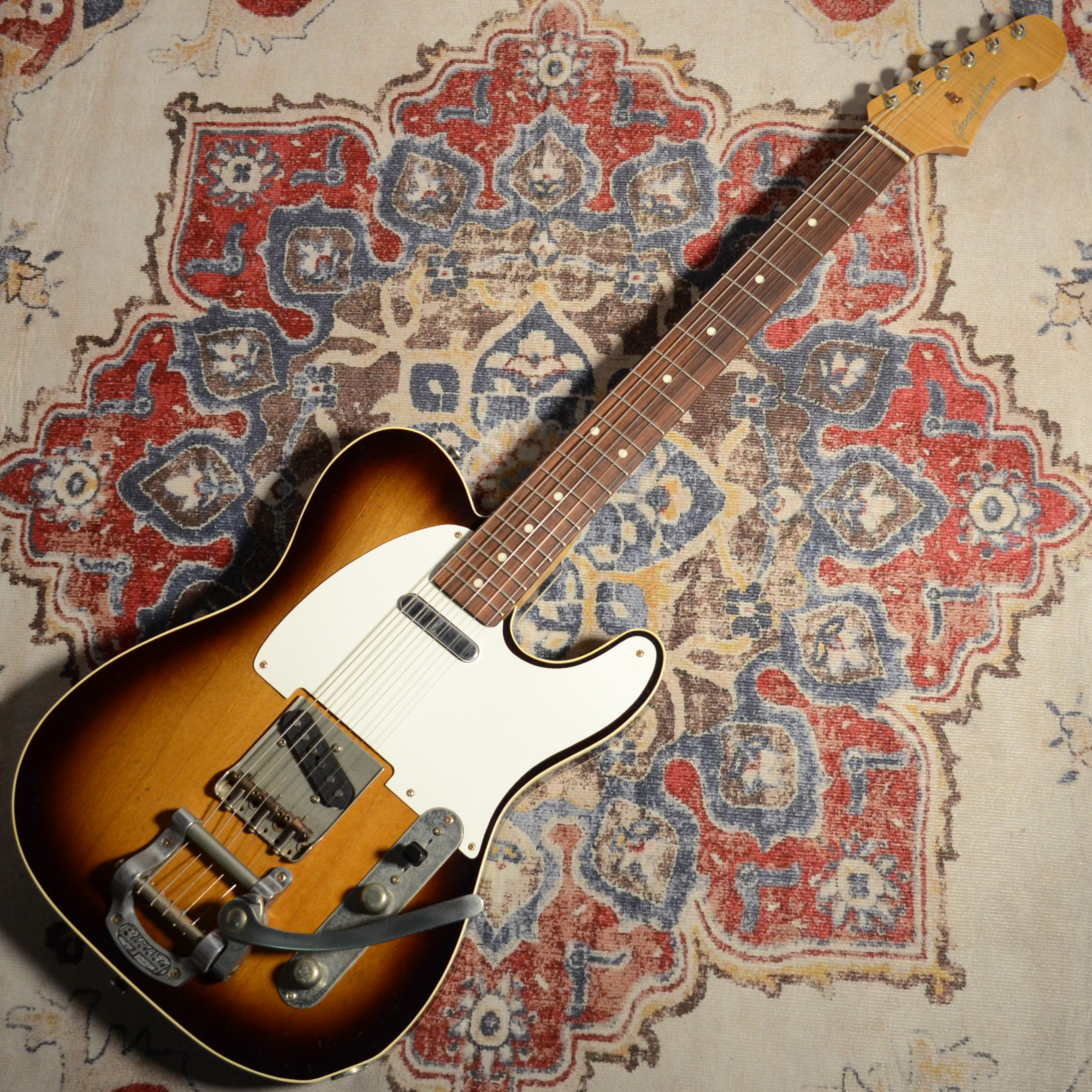 テレキャスターTelecaster Custom w/Bigsby 2tone burst