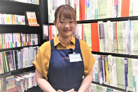 スタッフ写真 楽譜 佐々木