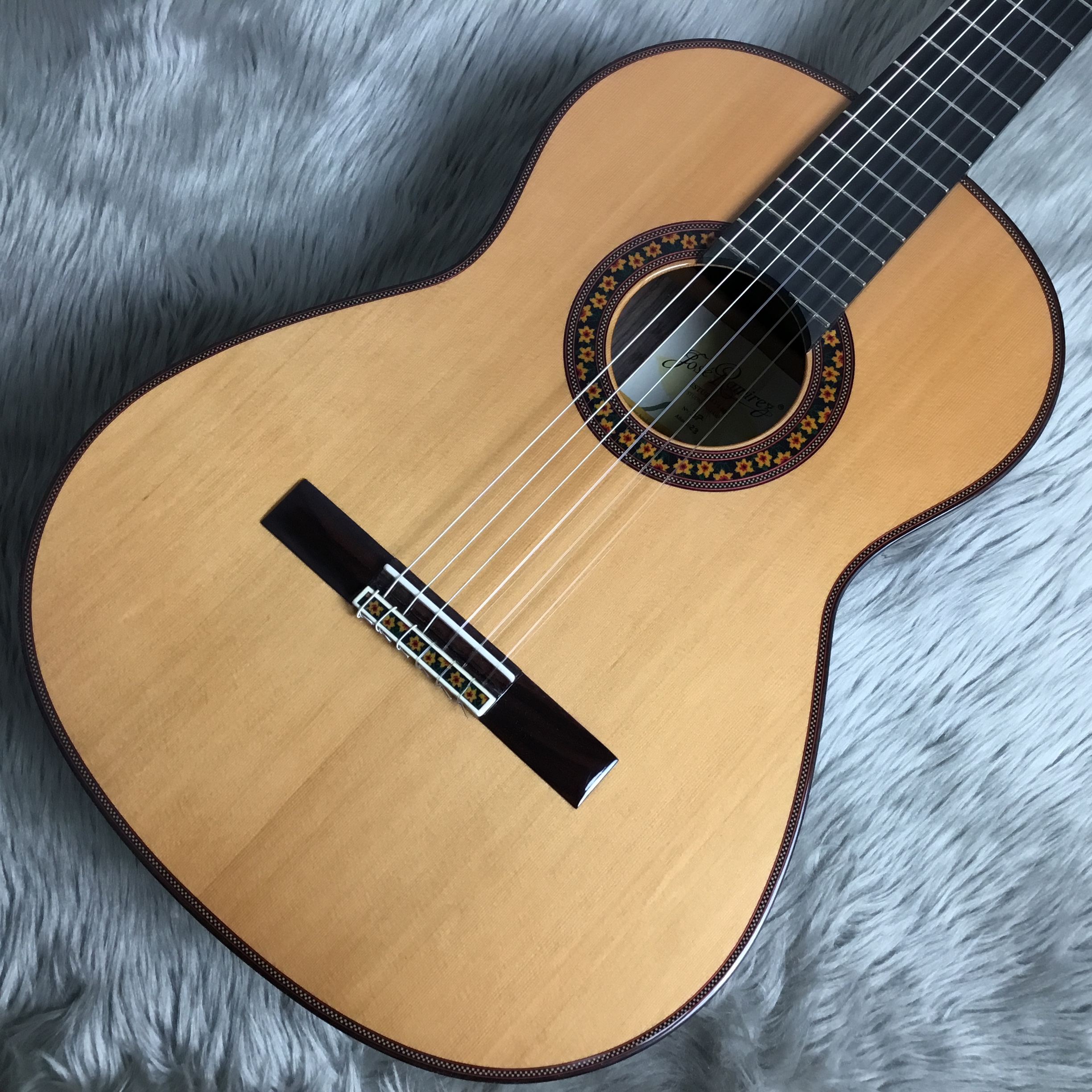  JOSE RAMIREZ ESTUDIO 140 CLS CEDAR